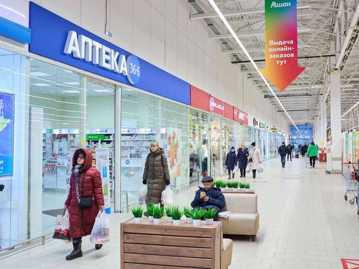 Фото: Торговые галереи Ашан Андреевка внутри